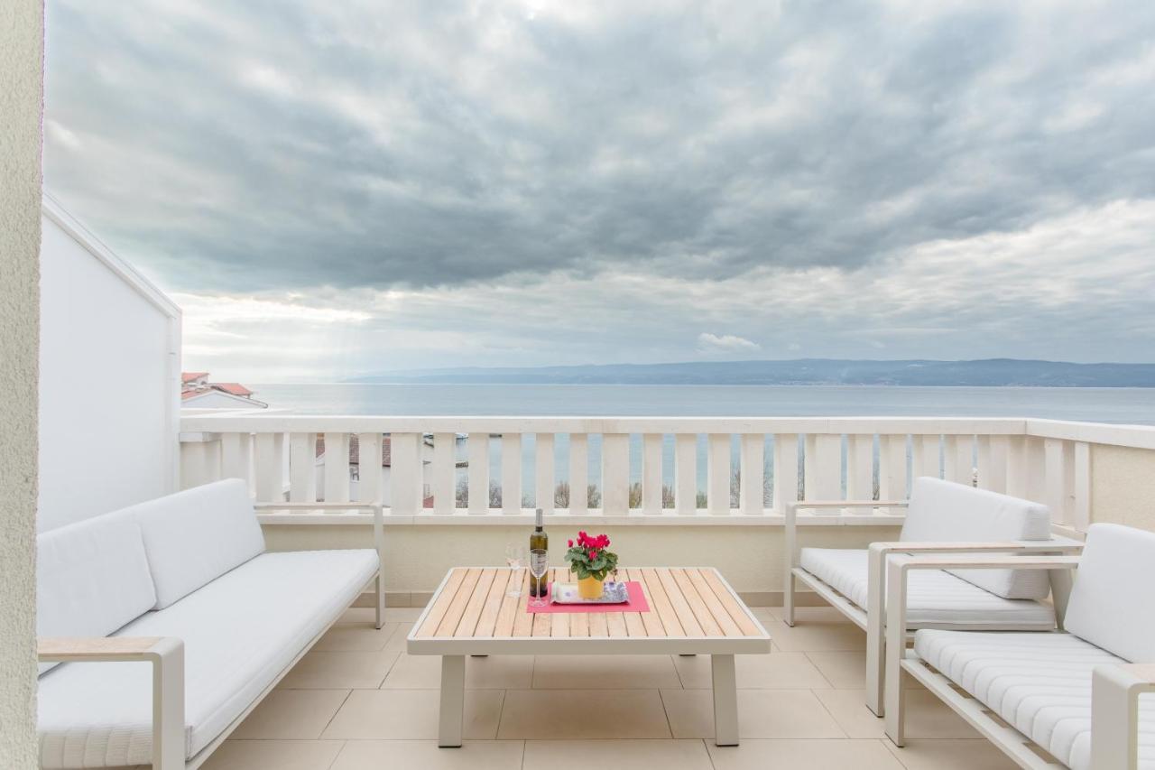 Apartments Kadenca Omis Bagian luar foto