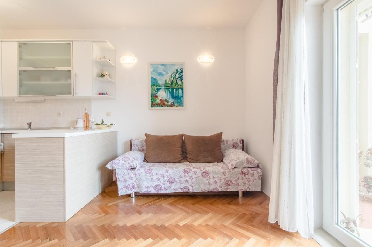 Apartments Kadenca Omis Bagian luar foto