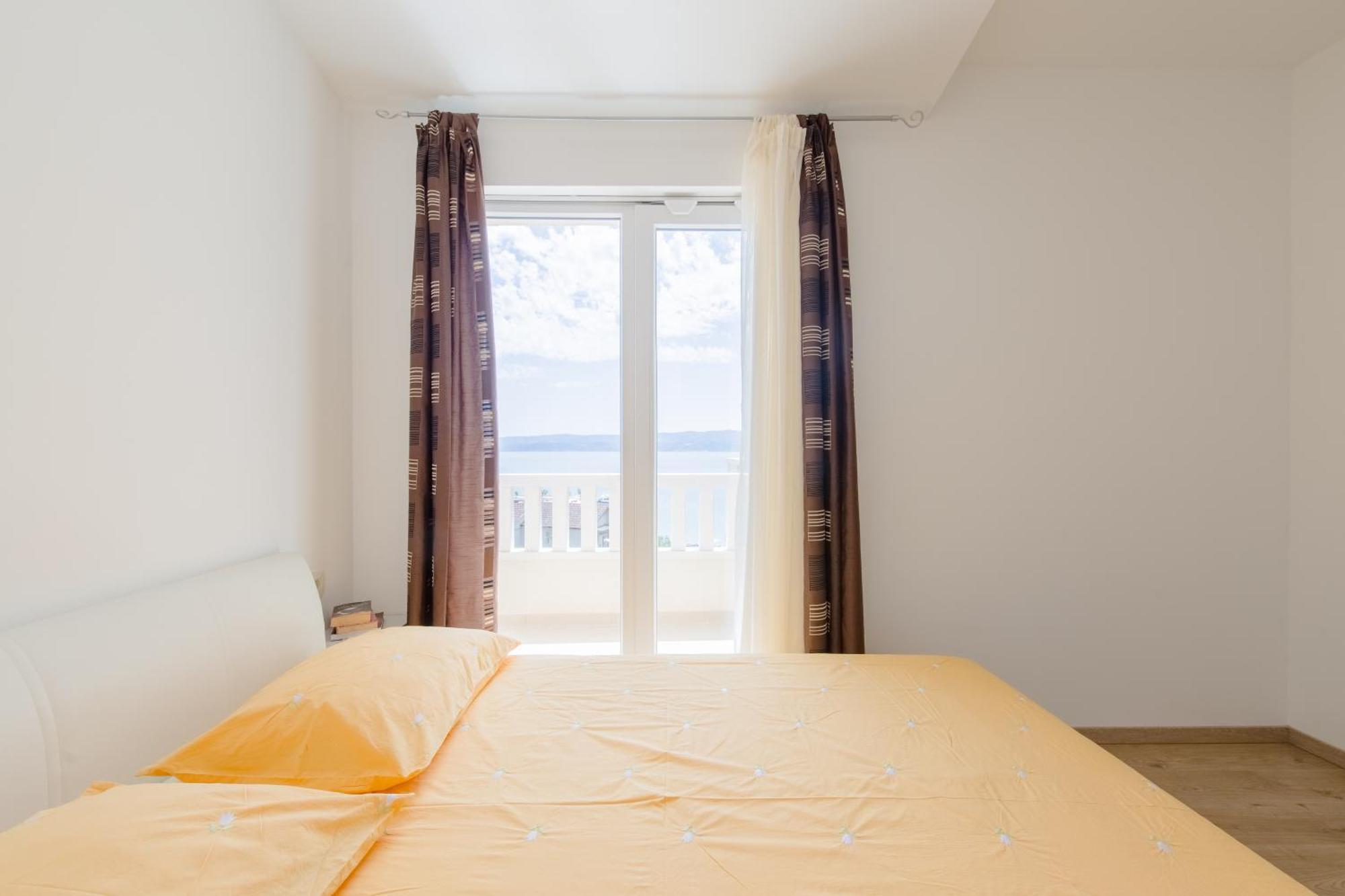 Apartments Kadenca Omis Ruang foto