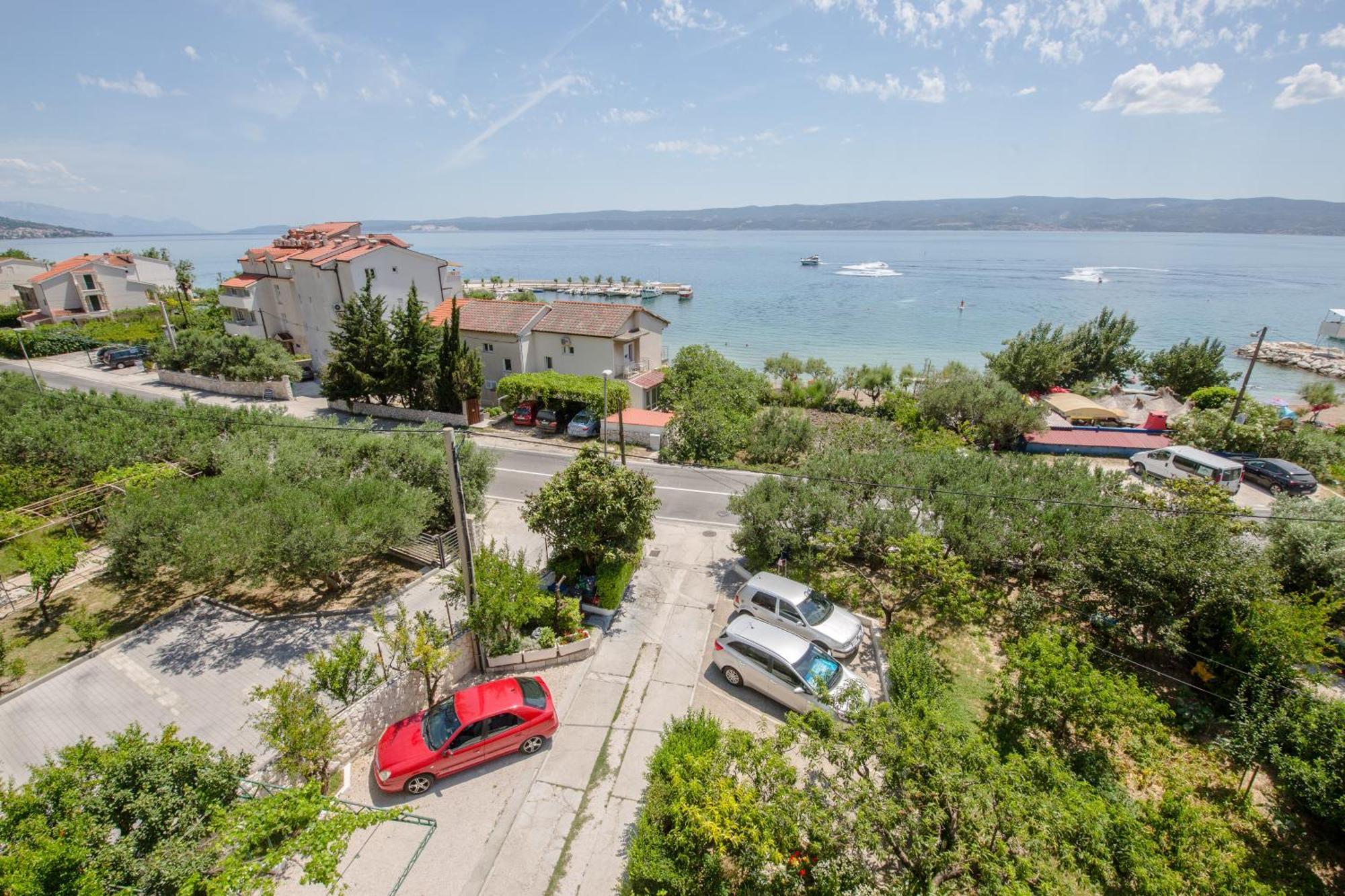 Apartments Kadenca Omis Ruang foto