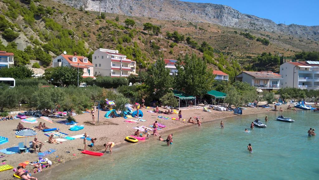 Apartments Kadenca Omis Bagian luar foto