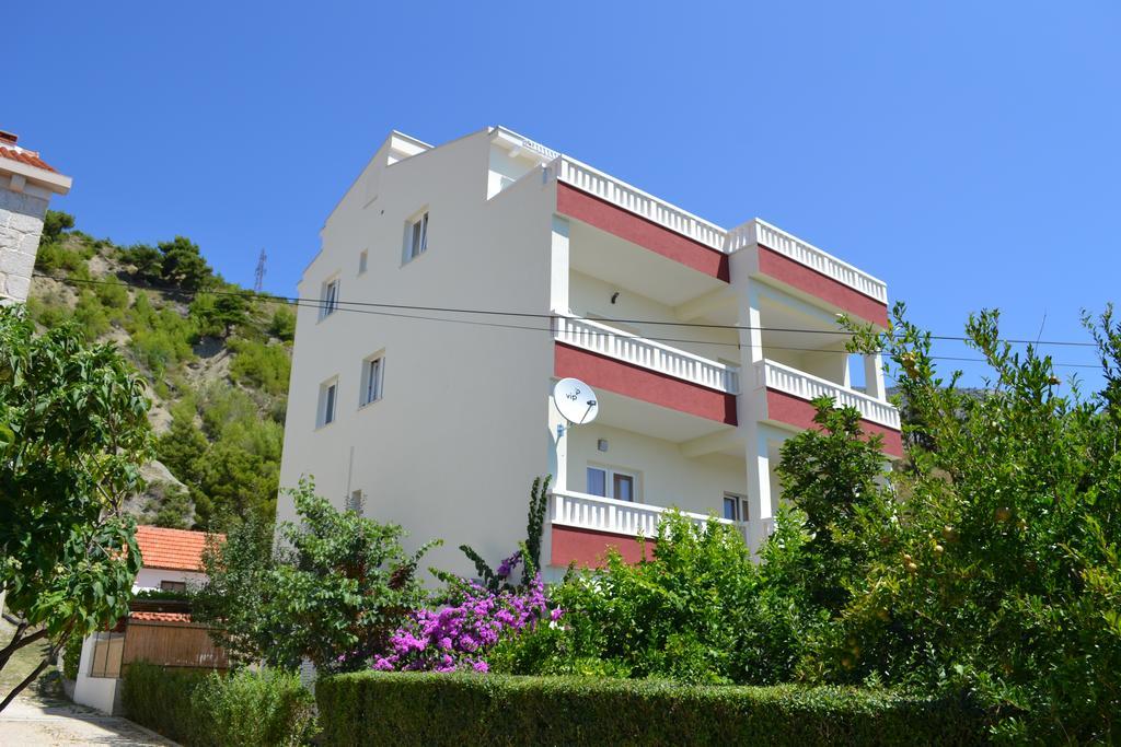 Apartments Kadenca Omis Bagian luar foto